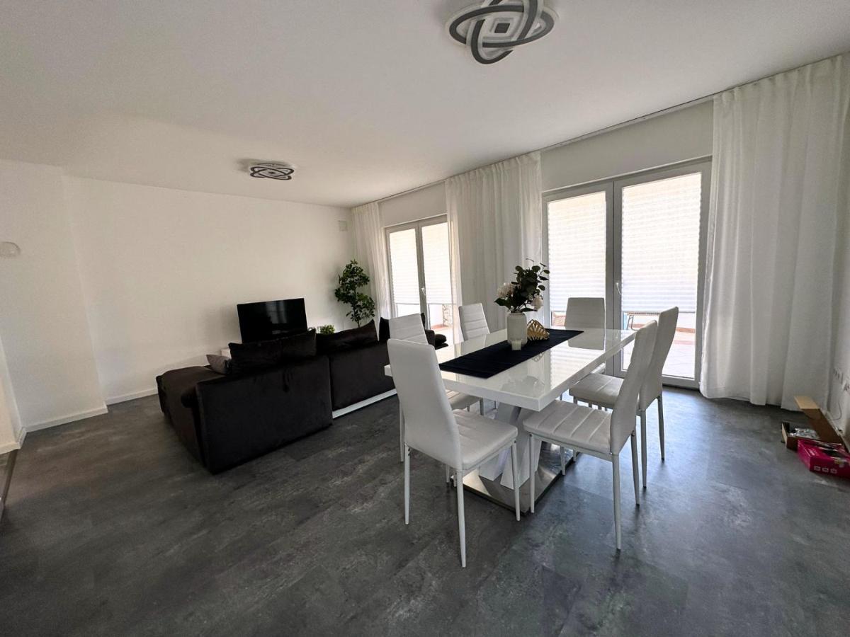 Apartmani Adriana Lakmartin Exterior foto